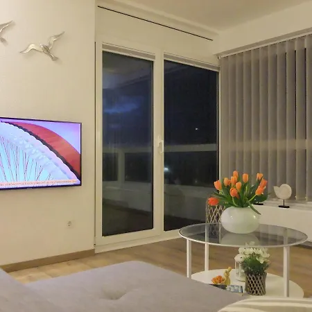 Mit Seeischt Im Haus Frische Brise 05.10 Апартаменты *